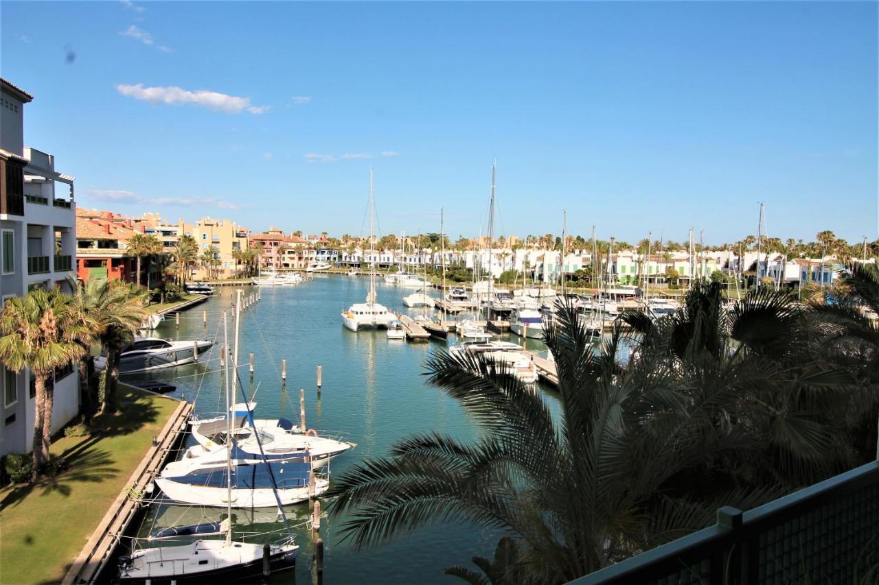 Апартаменты New View Sotogrande Marina - Jungla Del Loro Экстерьер фото